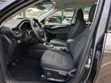 Ford Kuga bei Sportwagen.expert - Abbildung (12 / 15)