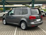 VW Touran bei Sportwagen.expert - Abbildung (8 / 15)