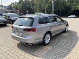 VW Passat bei Sportwagen.expert - Abbildung (4 / 13)