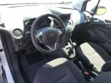 Ford Transit bei Sportwagen.expert - Abbildung (8 / 15)
