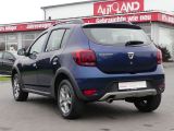 Dacia Sandero bei Sportwagen.expert - Abbildung (3 / 15)