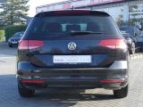 VW Passat bei Sportwagen.expert - Abbildung (4 / 15)