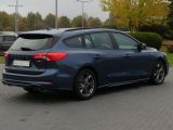 Ford Focus Turnier bei Sportwagen.expert - Abbildung (4 / 15)