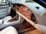 Jaguar XK8 bei Sportwagen.expert - Abbildung (11 / 15)