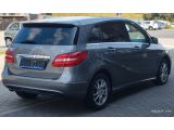 Mercedes-Benz B-Klasse bei Sportwagen.expert - Abbildung (5 / 15)