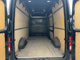 VW Crafter bei Sportwagen.expert - Abbildung (6 / 14)