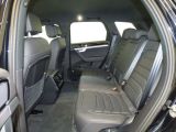 VW Touareg bei Sportwagen.expert - Abbildung (9 / 15)