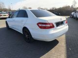Mercedes-Benz E-Klasse bei Sportwagen.expert - Abbildung (7 / 15)