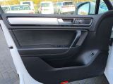 VW Touareg bei Sportwagen.expert - Abbildung (13 / 15)