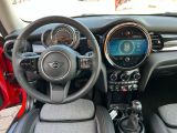 Mini Cooper bei Sportwagen.expert - Abbildung (10 / 15)