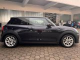 Mini Cooper bei Sportwagen.expert - Abbildung (8 / 15)