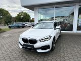 BMW 1er bei Sportwagen.expert - Abbildung (4 / 15) BMW 1er bei Sportwagen.expert - Abbildung (4 / 15)