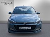 Hyundai i20 bei Sportwagen.expert - Abbildung (3 / 12)