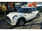 Mini One bei Sportwagen.expert - Abbildung (6 / 12)