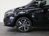 Mercedes-Benz 200 bei Sportwagen.expert - Abbildung (3 / 4)