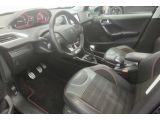 Peugeot 2008 bei Sportwagen.expert - Abbildung (7 / 15)