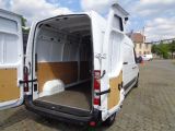 Opel Movano bei Sportwagen.expert - Abbildung (5 / 11)
