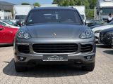 Porsche Cayenne bei Sportwagen.expert - Abbildung (2 / 10)