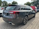 Opel Insignia bei Sportwagen.expert - Abbildung (4 / 10)