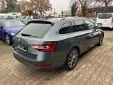 Skoda Superb bei Sportwagen.expert - Abbildung (4 / 10)