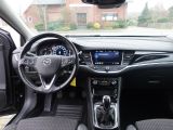 Opel Astra bei Sportwagen.expert - Abbildung (9 / 11)