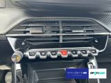 Peugeot 2008 bei Sportwagen.expert - Abbildung (14 / 15)