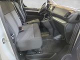 Opel Vivaro bei Sportwagen.expert - Abbildung (10 / 15)