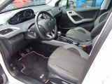 Peugeot 2008 bei Sportwagen.expert - Abbildung (8 / 15)