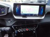 Peugeot 2008 bei Sportwagen.expert - Abbildung (14 / 15)