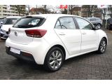 Kia Rio bei Sportwagen.expert - Abbildung (6 / 15)