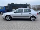 Opel Astra bei Sportwagen.expert - Abbildung (9 / 15)