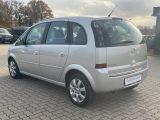 Opel Meriva bei Sportwagen.expert - Abbildung (8 / 15)