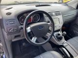 Ford Kuga bei Sportwagen.expert - Abbildung (11 / 15)