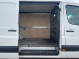 VW Crafter bei Sportwagen.expert - Abbildung (14 / 15)