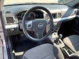 Opel Vectra bei Sportwagen.expert - Abbildung (11 / 15)