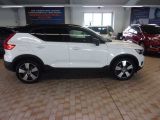 Volvo XC 40 T3 bei Sportwagen.expert - Abbildung (4 / 15)