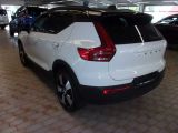 Volvo XC 40 T3 bei Sportwagen.expert - Abbildung (2 / 15)