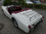 Triumph TR3 bei Sportwagen.expert - Abbildung (2 / 15)