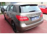 Mercedes-Benz B-Klasse bei Sportwagen.expert - Abbildung (13 / 15)