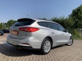 Ford Focus Turnier bei Sportwagen.expert - Abbildung (5 / 15)