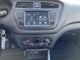 Hyundai i20 bei Sportwagen.expert - Abbildung (6 / 8)