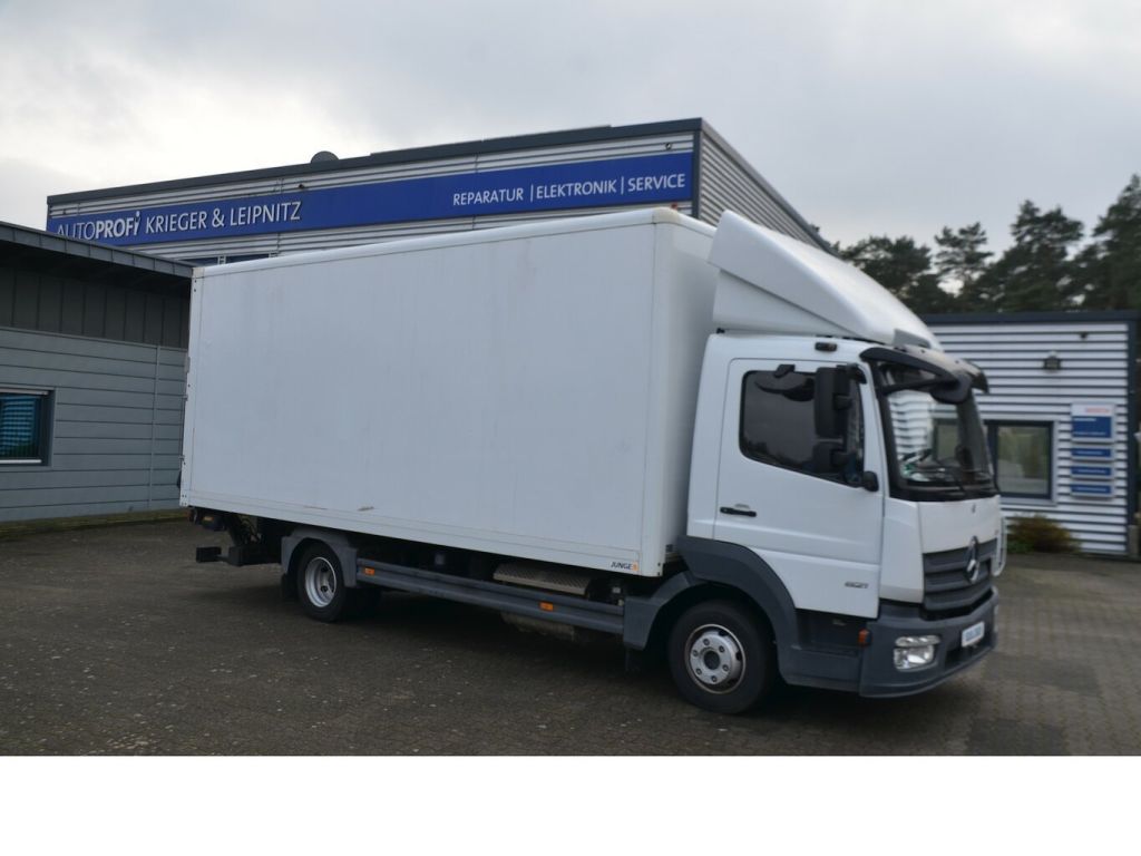 Mercedes-Benz Atego bei Sportwagen.expert - Hauptabbildung Mercedes-Benz Atego bei Sportwagen.expert - Hauptabbildung