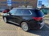 Mitsubishi Outlander bei Sportwagen.expert - Abbildung (2 / 15)