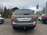 Mitsubishi Outlander bei Sportwagen.expert - Abbildung (4 / 15)