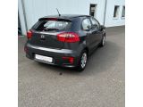 Kia Rio bei Sportwagen.expert - Abbildung (5 / 15)