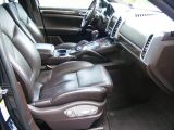 Porsche Cayenne bei Sportwagen.expert - Abbildung (9 / 15)