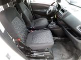 Opel Combo bei Sportwagen.expert - Abbildung (9 / 15)