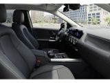 Mercedes-Benz EQA bei Sportwagen.expert - Abbildung (4 / 15)