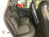 Renault Zoe bei Sportwagen.expert - Abbildung (8 / 15)