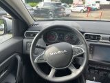Dacia Duster bei Sportwagen.expert - Abbildung (10 / 15)